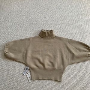 Aritzia Babaton top
